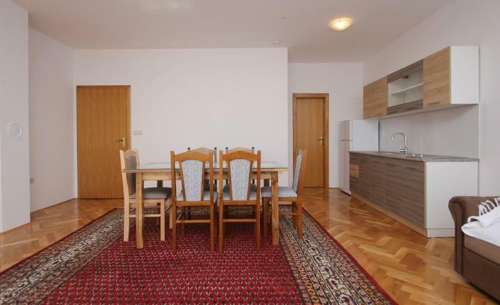 Apartmani Pranjic Kaštela Exterior foto